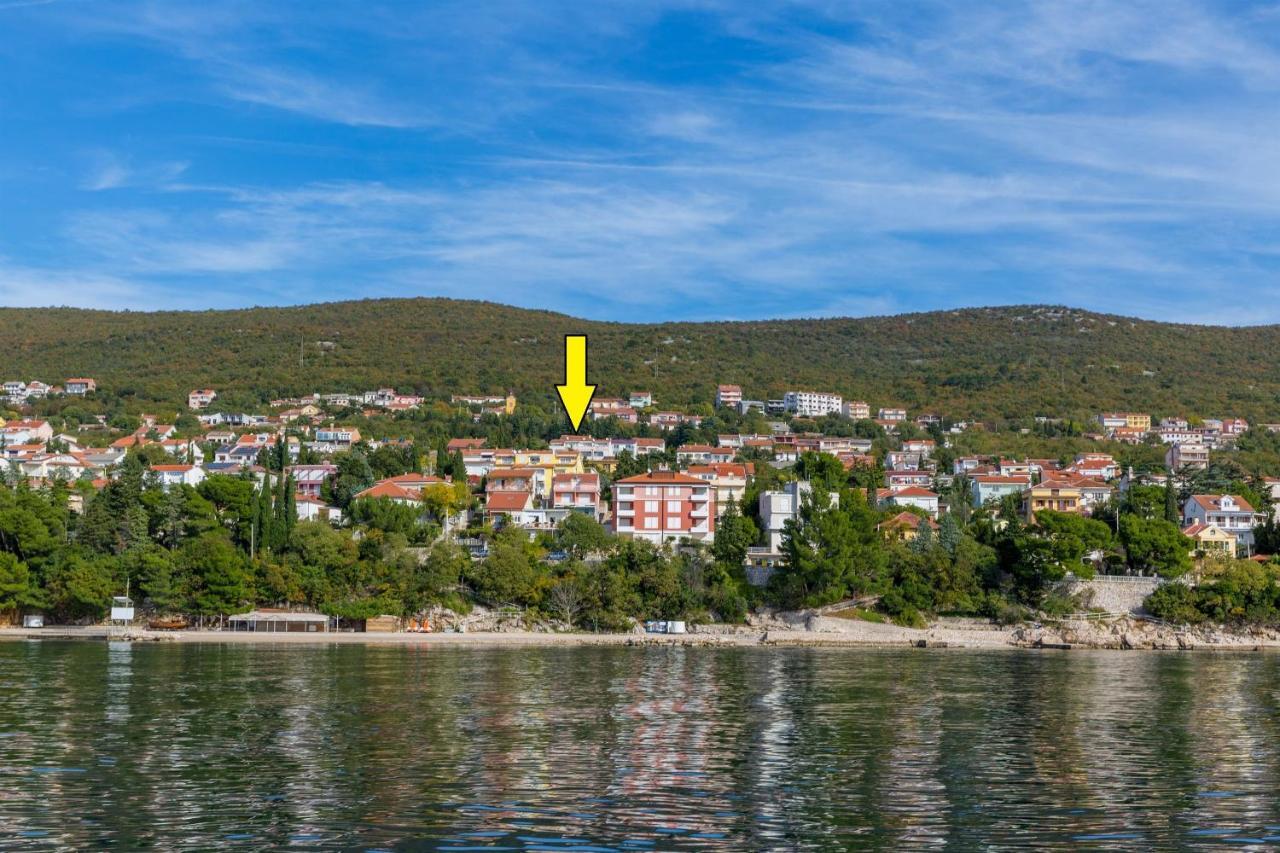 Apartments Petak Dramalj Kültér fotó